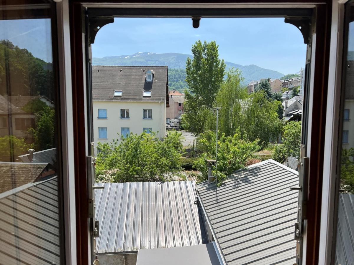 Top Floor Apartment With Mountain Views In The Centre Of Argeles Gazost Exterior photo